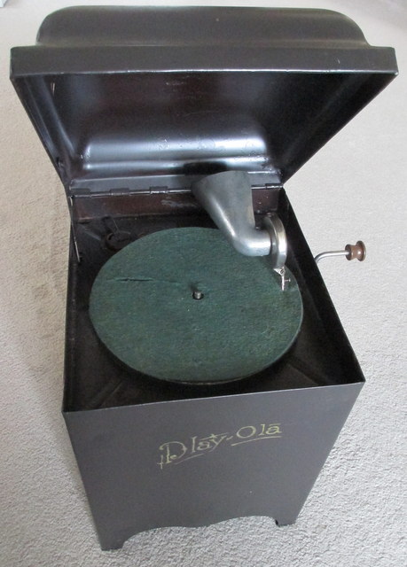 Playola.JPG